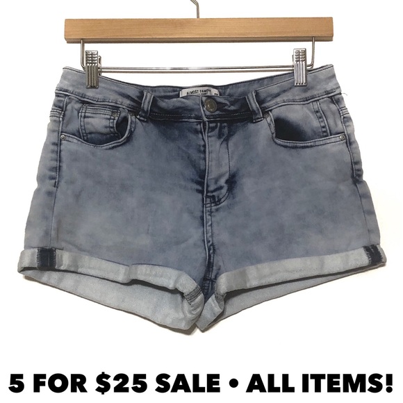 Almost Famous Pants - Almost Famous Midrise Shorts
